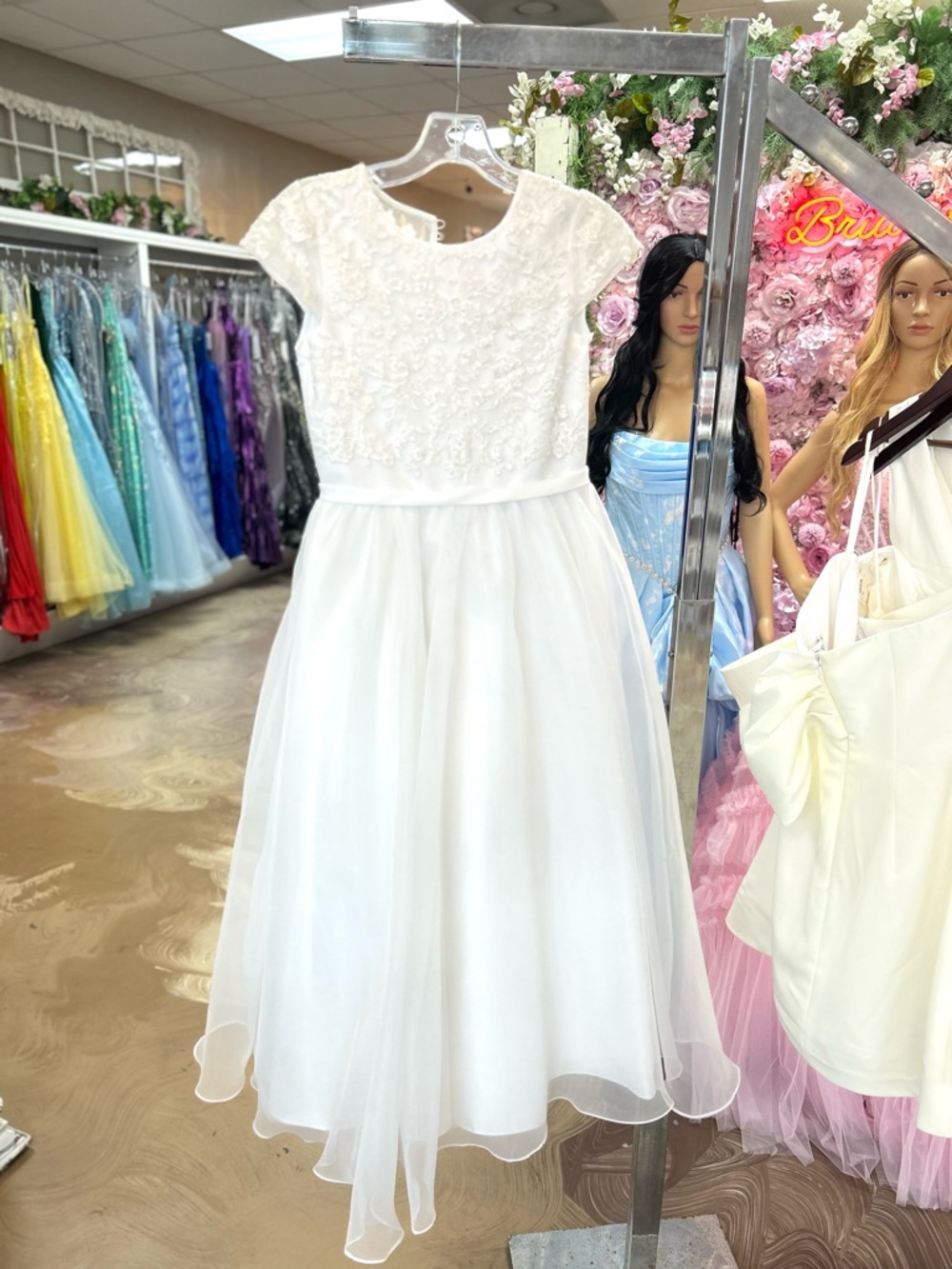 Ivory Lace & Tulle Girls' Formal Dress - Classic Special Occasion